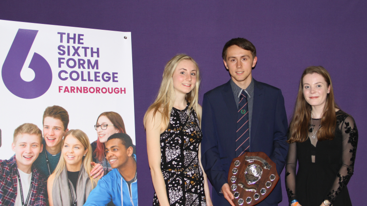 <p>Lizzie Squibbs,<strong>&nbsp;</strong>Jack Boswell and&nbsp;Katie Standen from the Cross Country Team with the London Legacy Award</p>